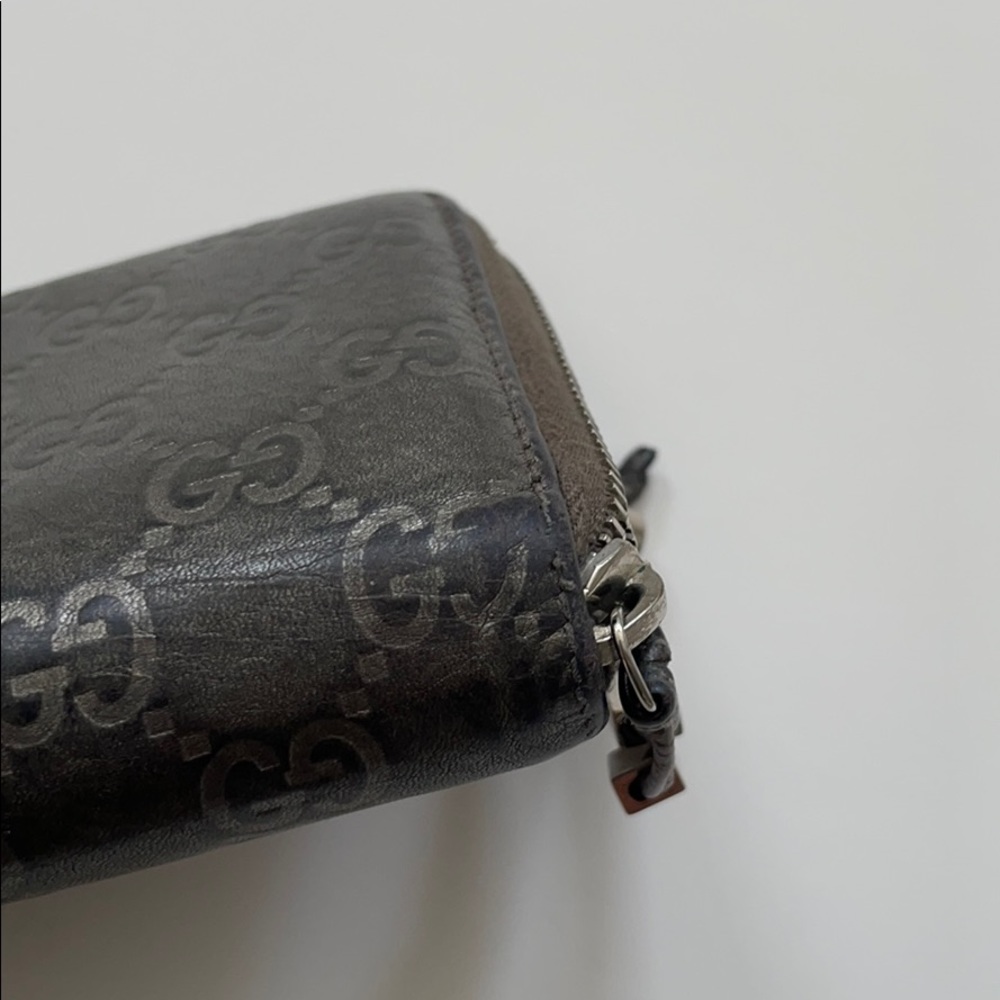 Authentic Gucci Wallet - Picture 5 of 7